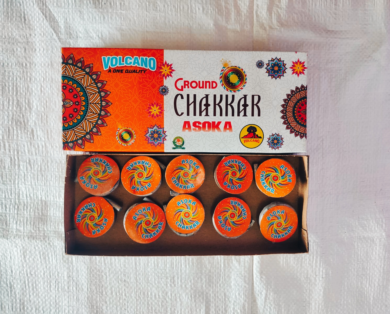 Online Crackers 2024